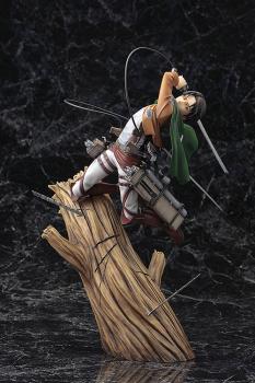 Attack on Titan Levi Ackerman Figures